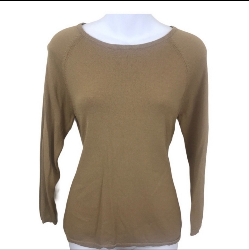 Cable and Gage viscose and nylon knit sweater